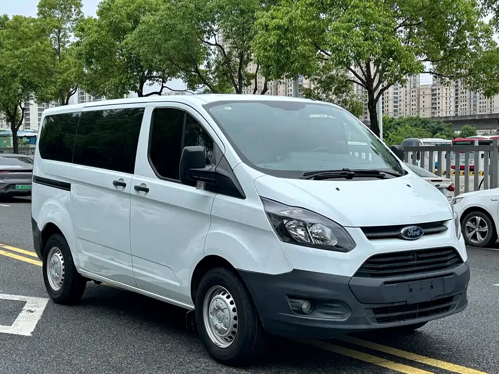 Transit 2019 2.0T diesel multi-functional commercial vehicle short-axle low-roof 6-seater National VI купить на сайте DeffCars