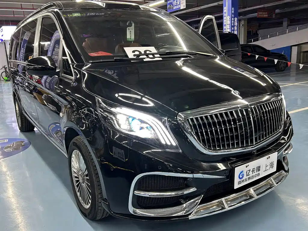 Vito 2023 2.0T Business Edition 7 seats купить на сайте DeffCars
