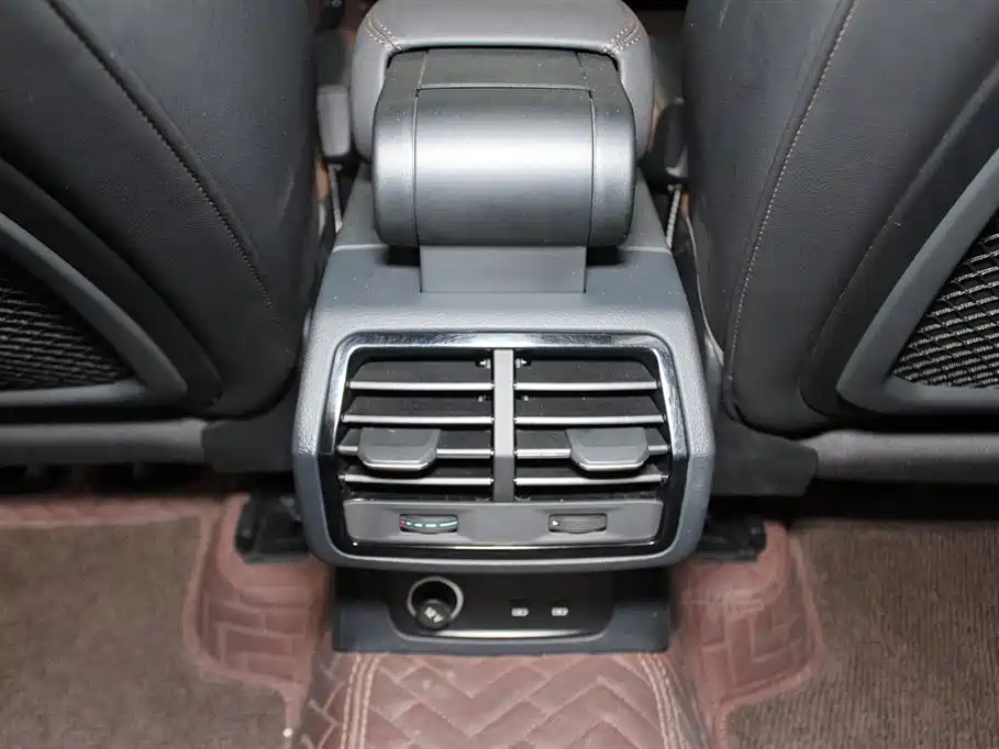 Audi Q3 2023 35 TFSI Fashionable and Elegant Model (1.5T) купить на сайте DeffCars