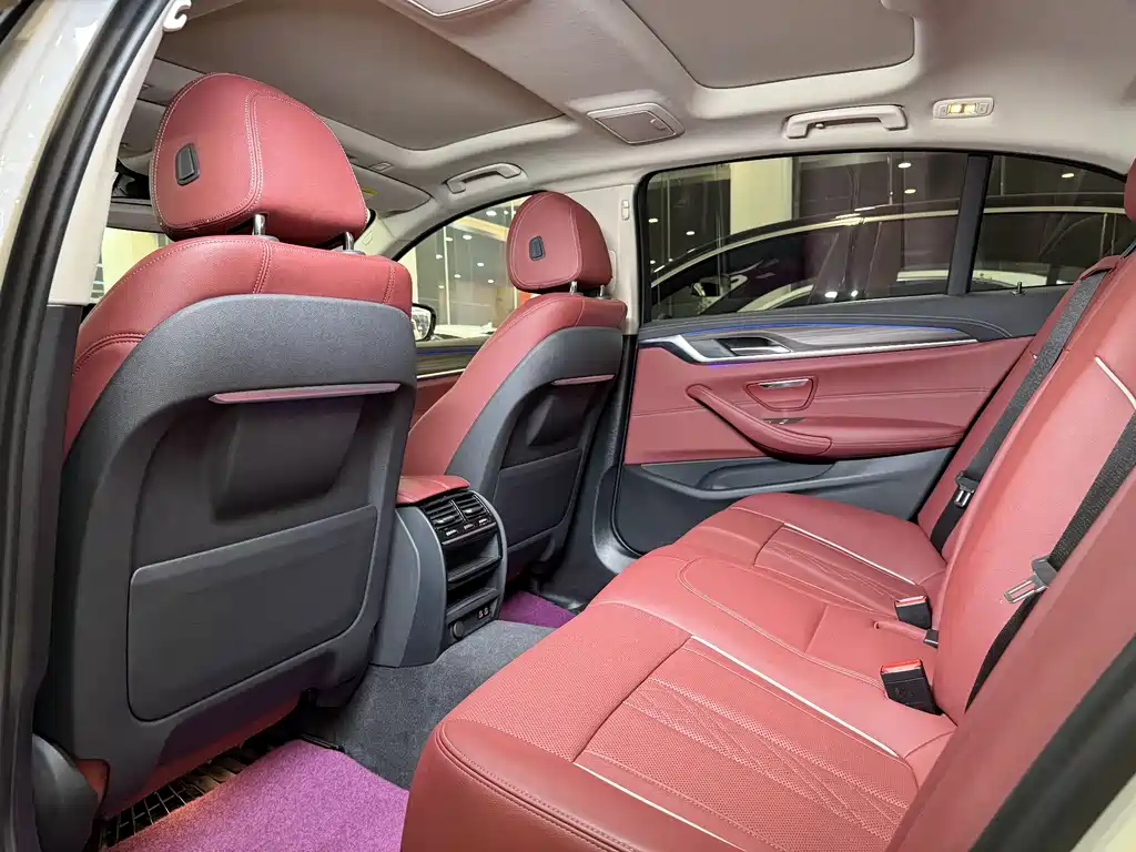 BMW 5 Series 2021 530Li Leading Luxury Package купить на сайте DeffCars