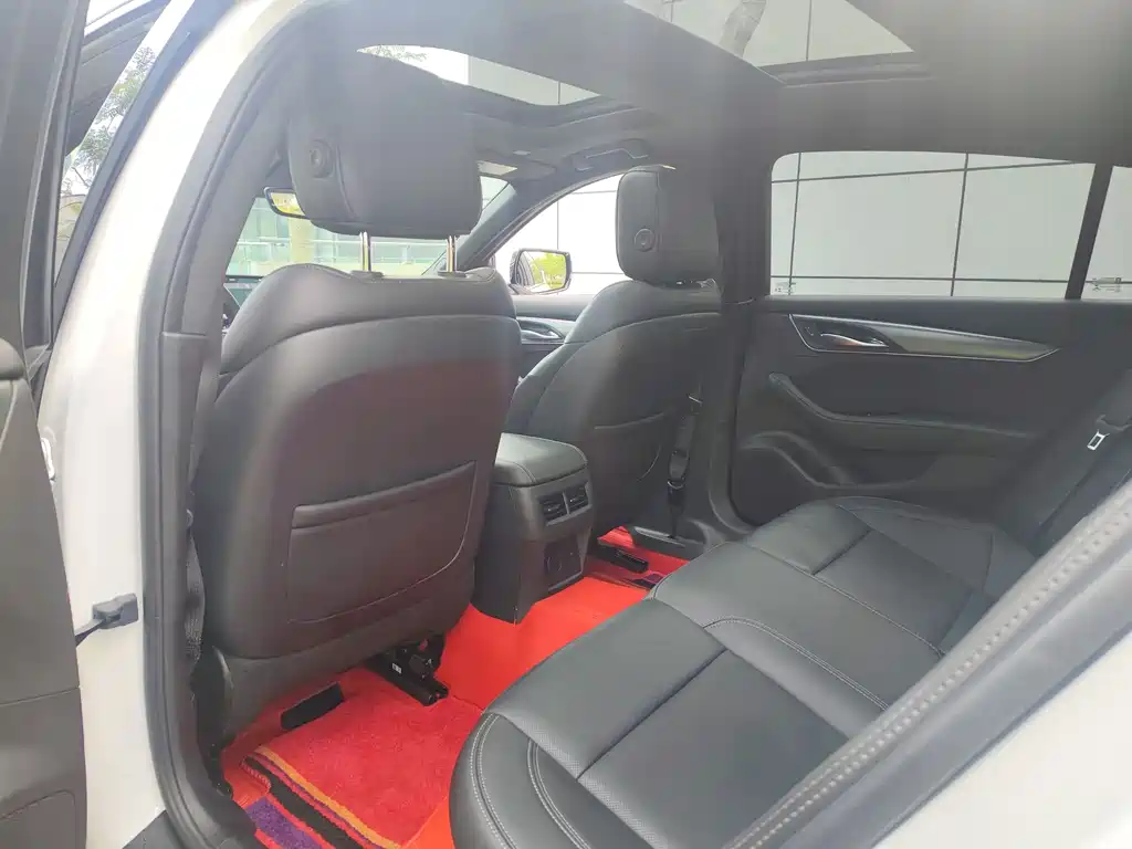 Cadillac CT5 2024 28T Luxury Pro купить на сайте DeffCars