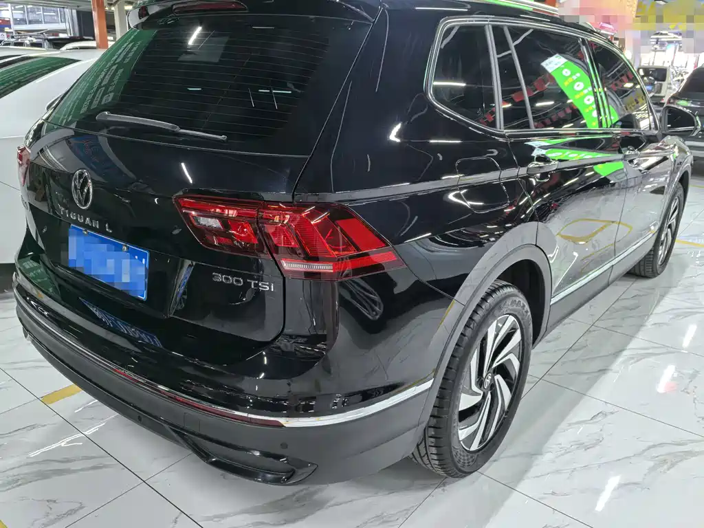 Tiguan L 2024 Outstanding Model 300TSI Automatic Two-wheel Drive Dragon Edition купить на сайте DeffCars