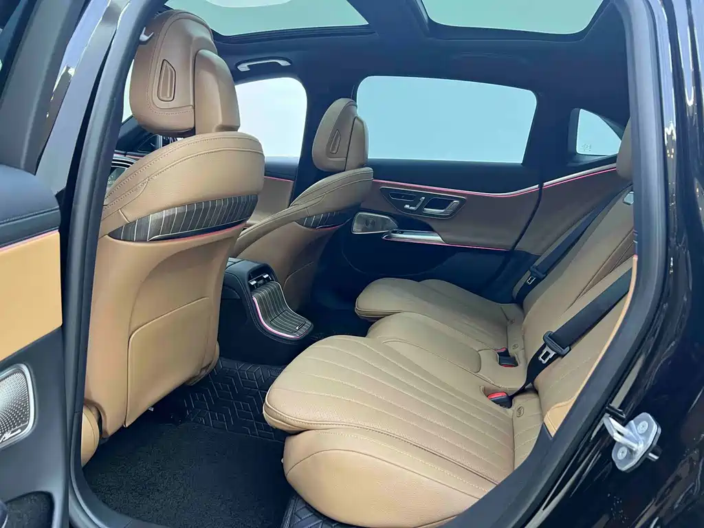 Mercedes-Benz E-Class 2025 E 300 L Luxury Model купить на сайте DeffCars