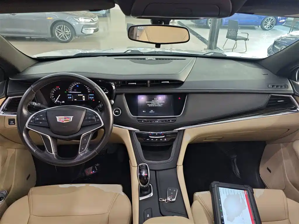 Cadillac XT5 2016 25T Technology купить на сайте DeffCars