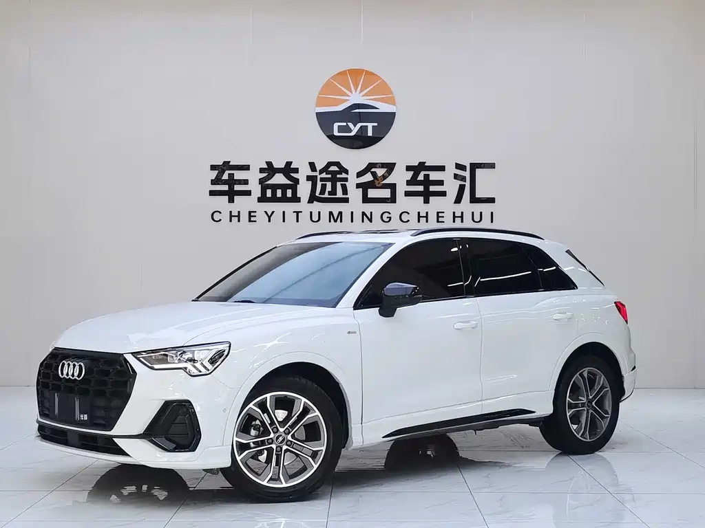 Audi Q3 2023 35 TFSI Fashionable and Dynamic (1.4T) купить на сайте DeffCars