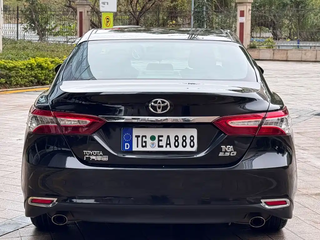 Camry 2018 2.5G Deluxe Edition купить на сайте DeffCars