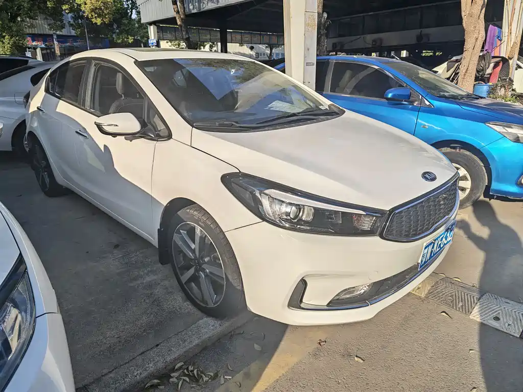 Kia K3 2017 1.6L Automatic 15th Anniversary Special Edition GLS купить на сайте DeffCars