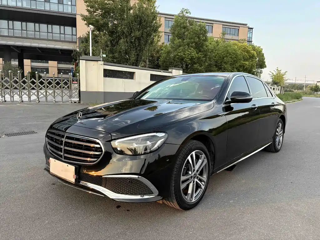Mercedes-Benz E-Class 2022 Facelift 2 E 260 L Sports купить на сайте DeffCars