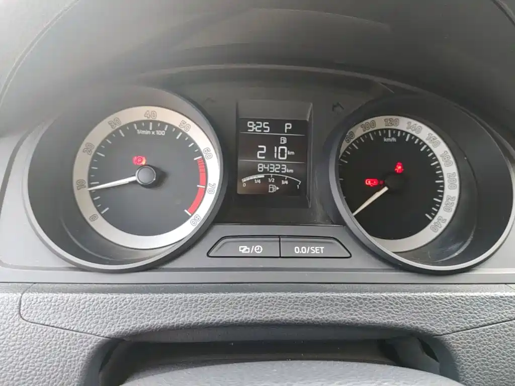 Xindong 2019 facelift 1.5L automatic standard version National V купить на сайте DeffCars