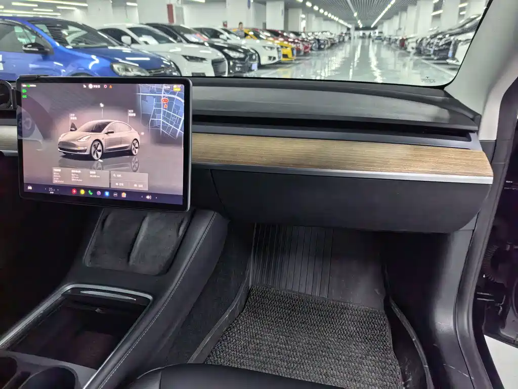 Model 3 2022 rear-wheel drive version купить на сайте DeffCars