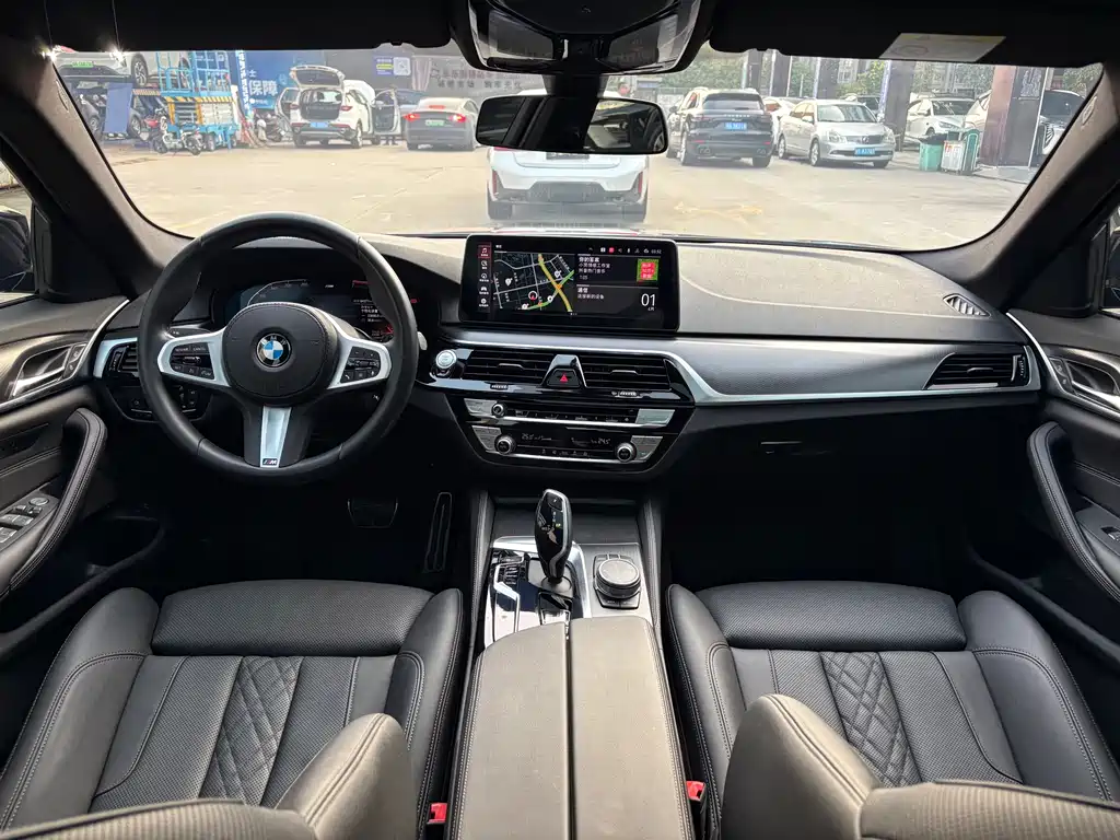 BMW 5 Series Imported 2021 525i M Sports Package купить на сайте DeffCars