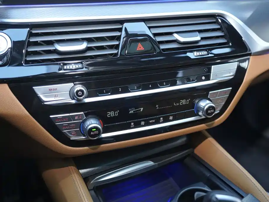 BMW 5 Series imported 2022 facelift 525i M sports package купить на сайте DeffCars