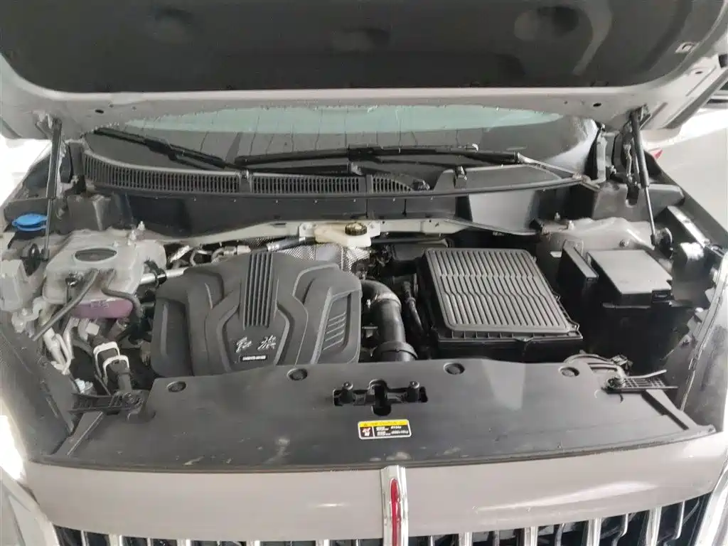 Hongqi HS3 PHEV 2024 115km Jinwei Edition купить на сайте DeffCars