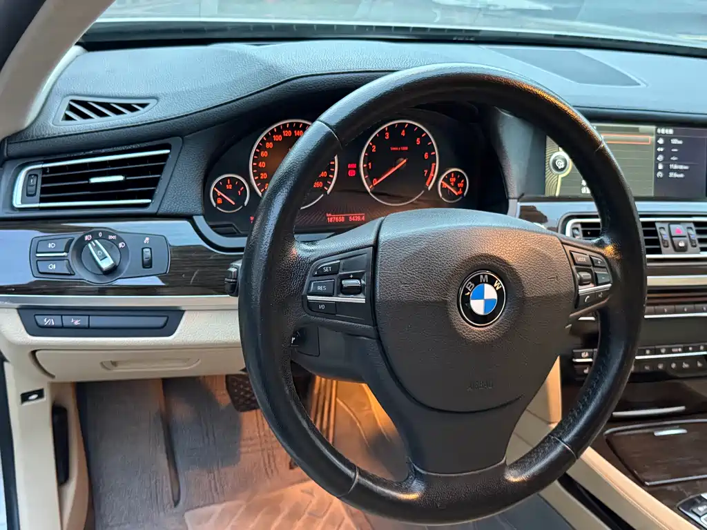 BMW 7 Series 2011 740Li Steinway Limited Edition купить на сайте DeffCars