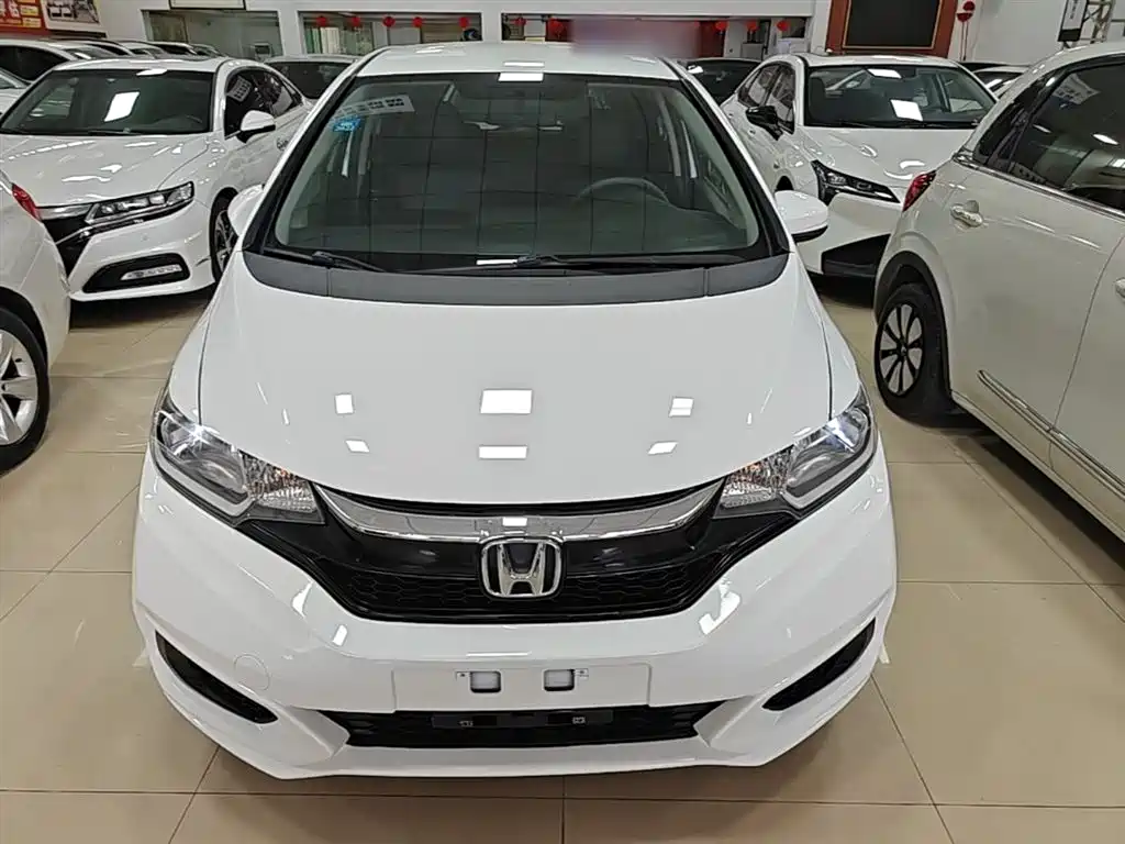Fit 2018 1.5L CVT Comfort Edition купить на сайте DeffCars