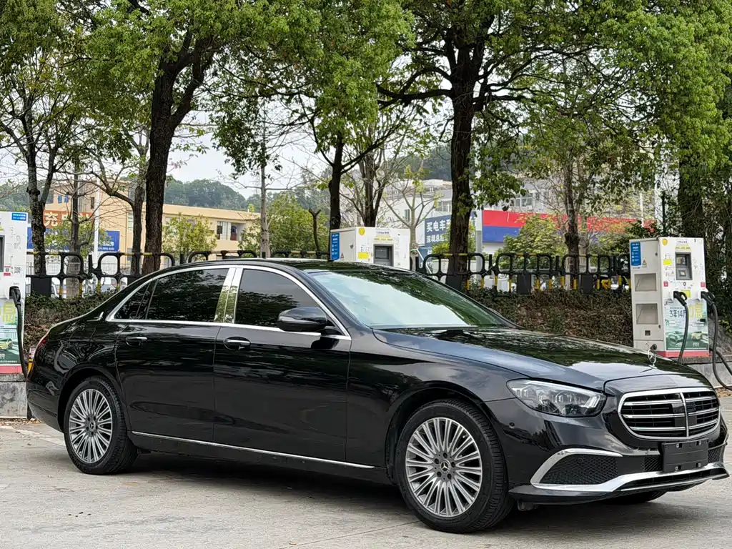 Mercedes-Benz E-Class 2021 E 300 L Premium Model купить на сайте DeffCars