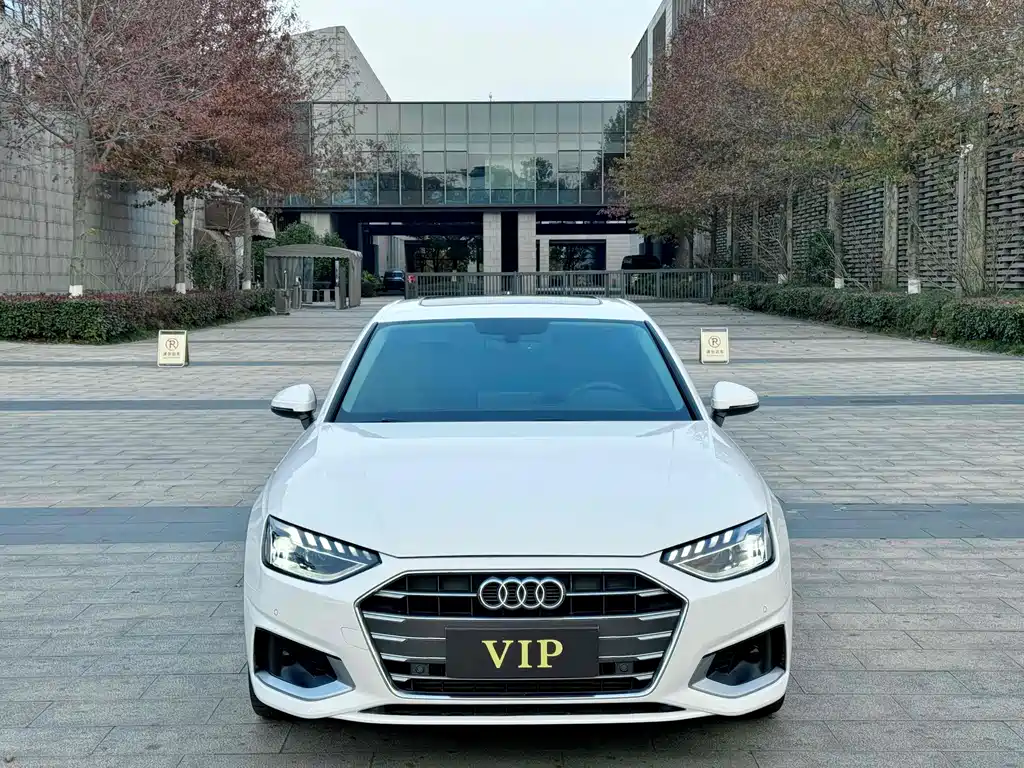 Audi A4L 2020 40 TFSI luxury and elegant model купить на сайте DeffCars