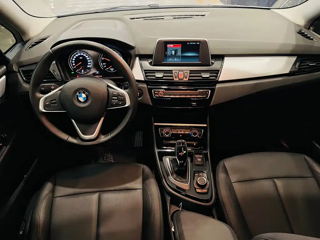 BMW 2 Series Multipurpose Station Wagon 2019 220i Leading Model купить на сайте DeffCars