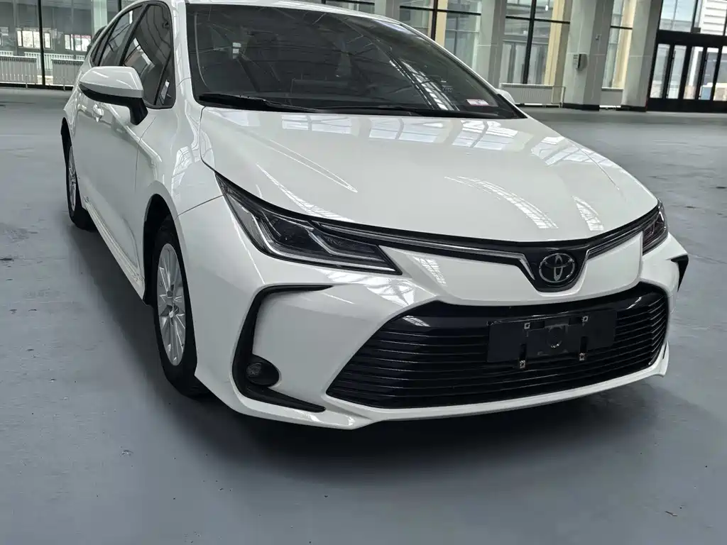 Corolla 2021 TNGA 1.5L CVT Elite Edition купить на сайте DeffCars