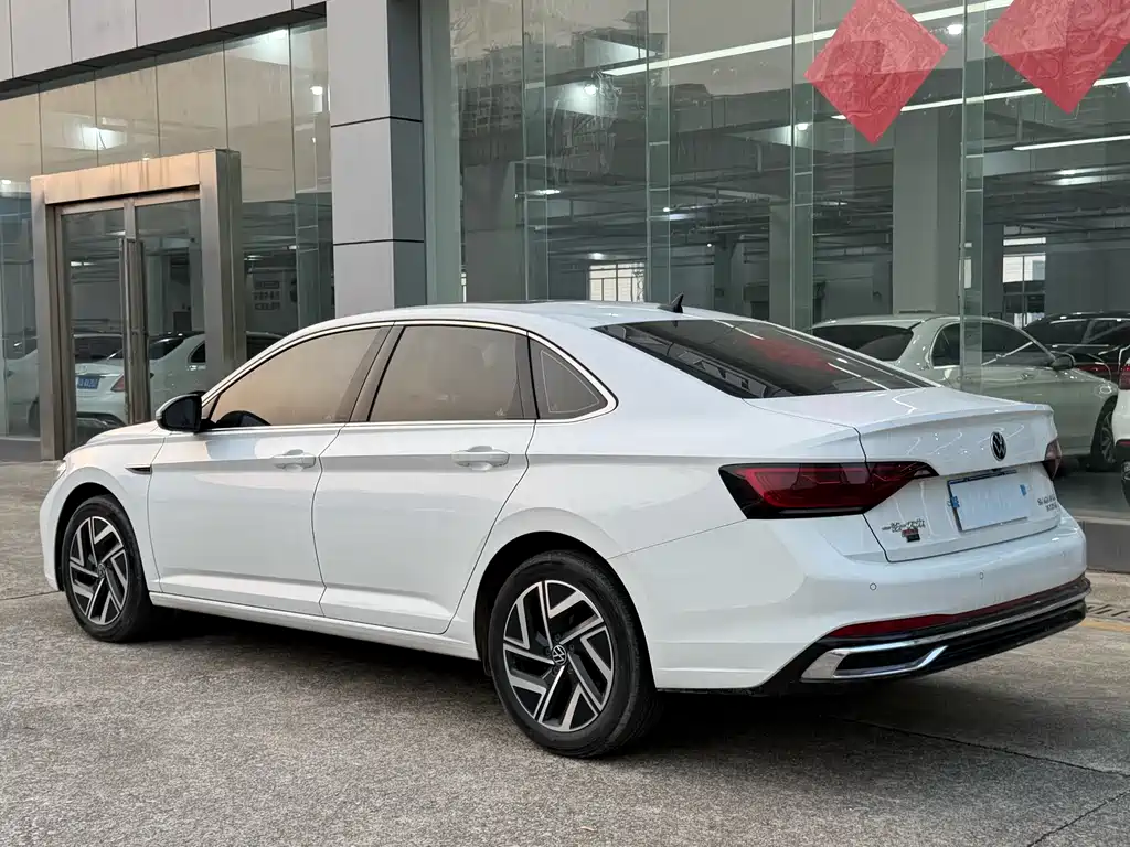 Sagitar 2023 300TSI DSG Excellence Edition купить на сайте DeffCars