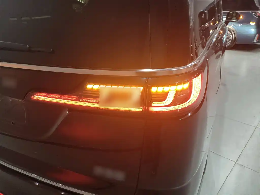 Lantu Dreamer 2025 PHEV four-wheel drive flagship Kunpeng version купить на сайте DeffCars