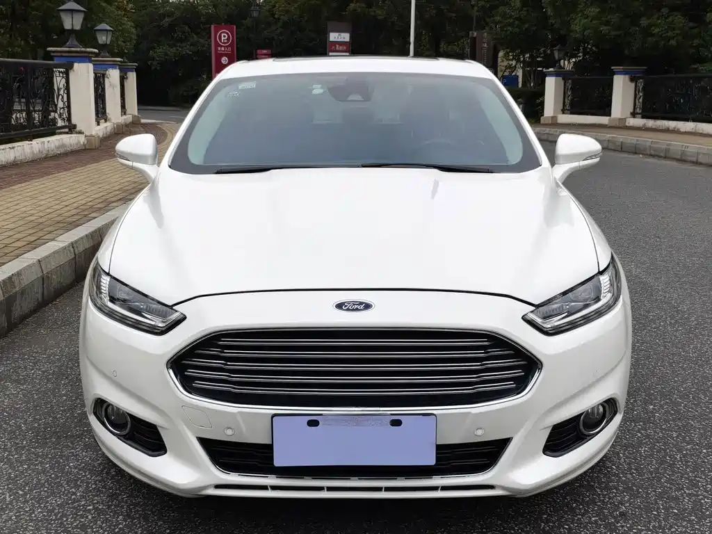 Mondeo 2013 2.0L GTDi200 luxury model купить на сайте DeffCars