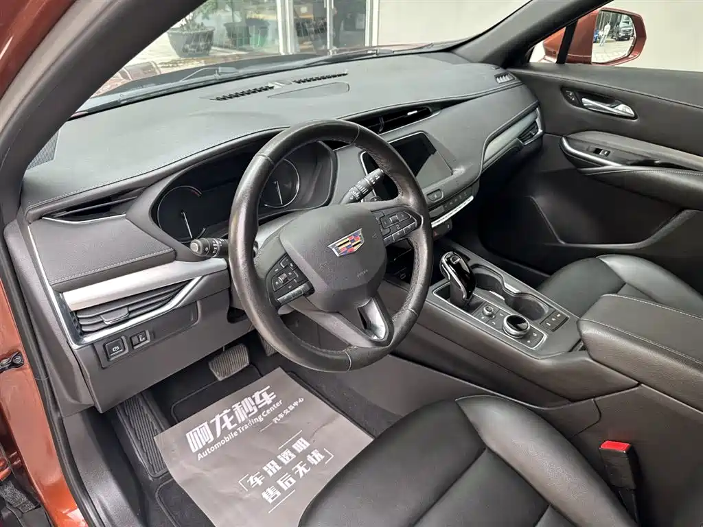 Cadillac XT4 2021 28T two-wheel drive luxury model купить на сайте DeffCars