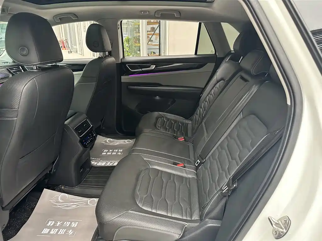 Touron 2021 Touron X 330TSI two-wheel drive luxury version купить на сайте DeffCars