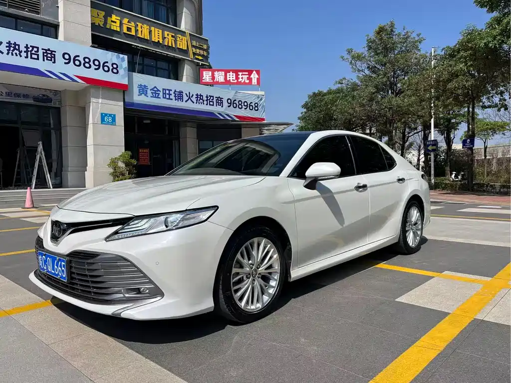 Camry 2019 2.5G Deluxe Edition National VI купить на сайте DeffCars