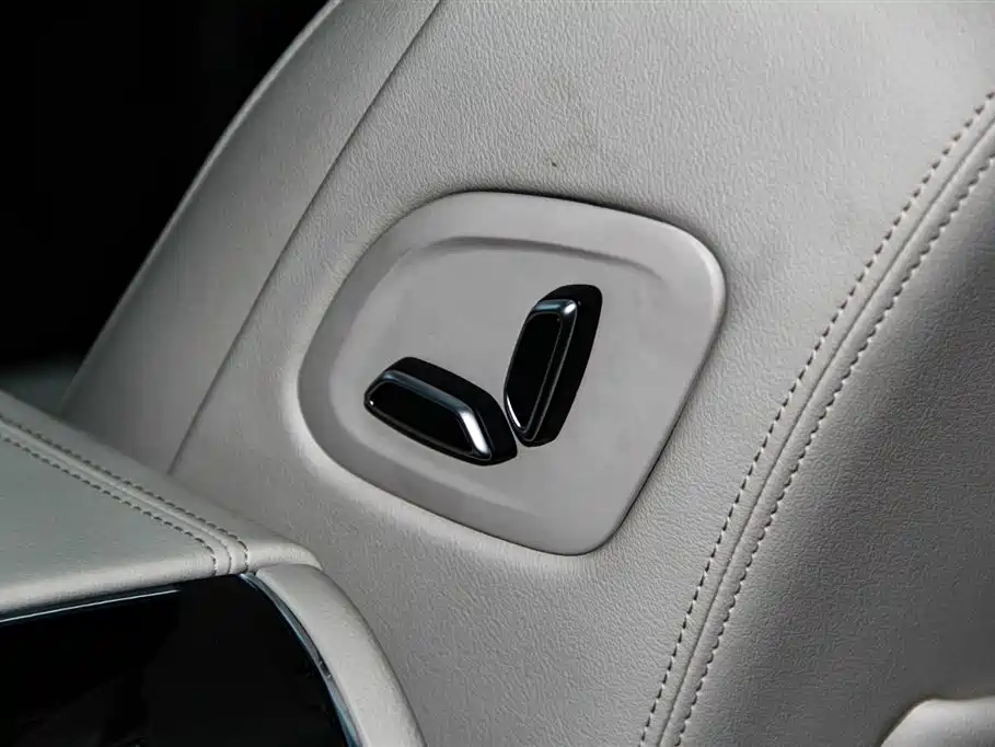 Cadillac CT6 2022 28T luxury model купить на сайте DeffCars