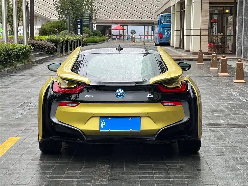 BMW i8 2016 Protonic Red Limited Edition купить на сайте DeffCars