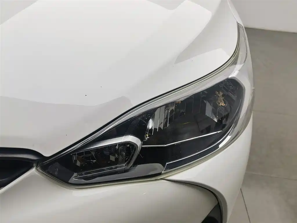 YARiS L 2017 1.5E CVT Charming Edition купить на сайте DeffCars