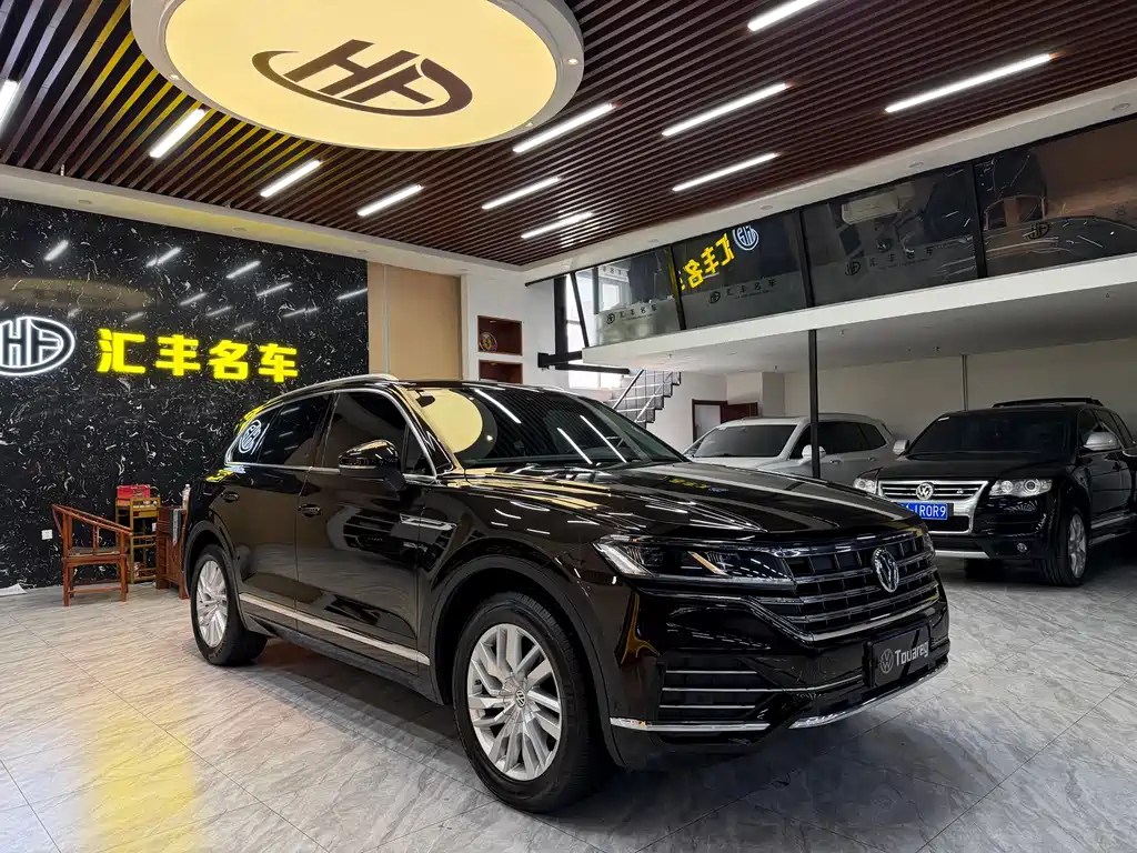 Touareg 2019 2.0TSI Sharp Wing Edition National V купить на сайте DeffCars