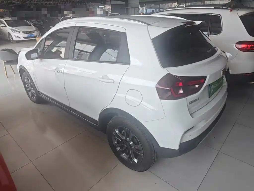 Vision X3 2020 1.5L CVT Premium купить на сайте DeffCars