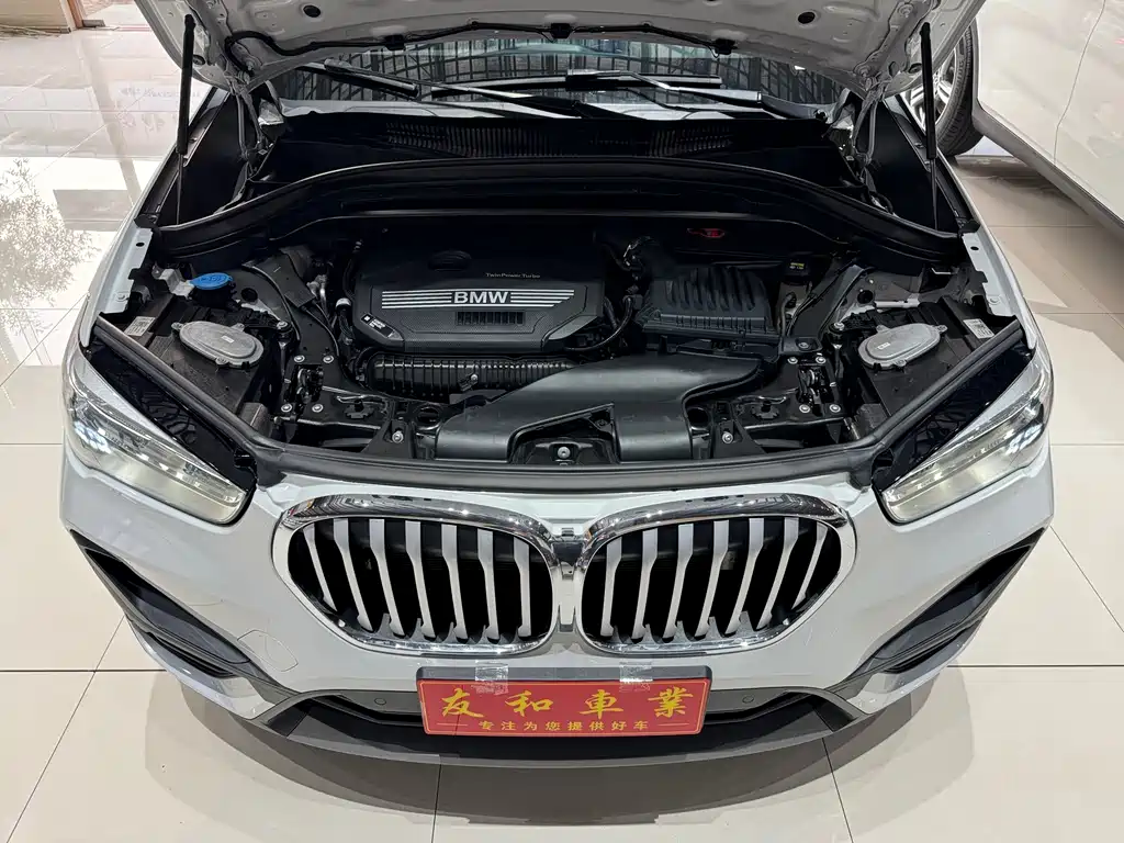 BMW X1 2022 sDrive25Li Leading Model купить на сайте DeffCars