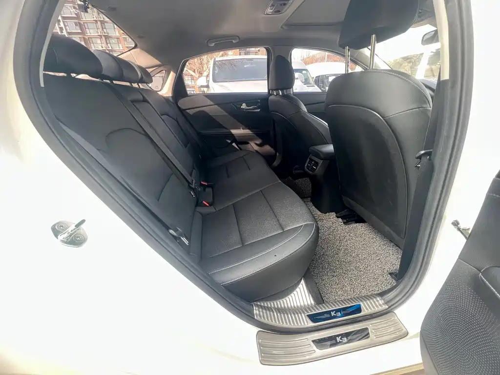 Kia K3 2020 1.5L CVT Fashion Edition купить на сайте DeffCars