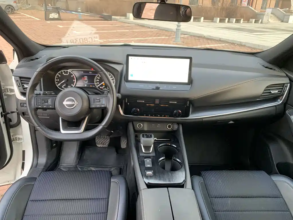 Qashqai 2023 1.3T CVT Pilot Edition купить на сайте DeffCars