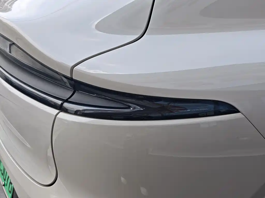 Zhiji LS6 2023 Max Standard Edition купить на сайте DeffCars