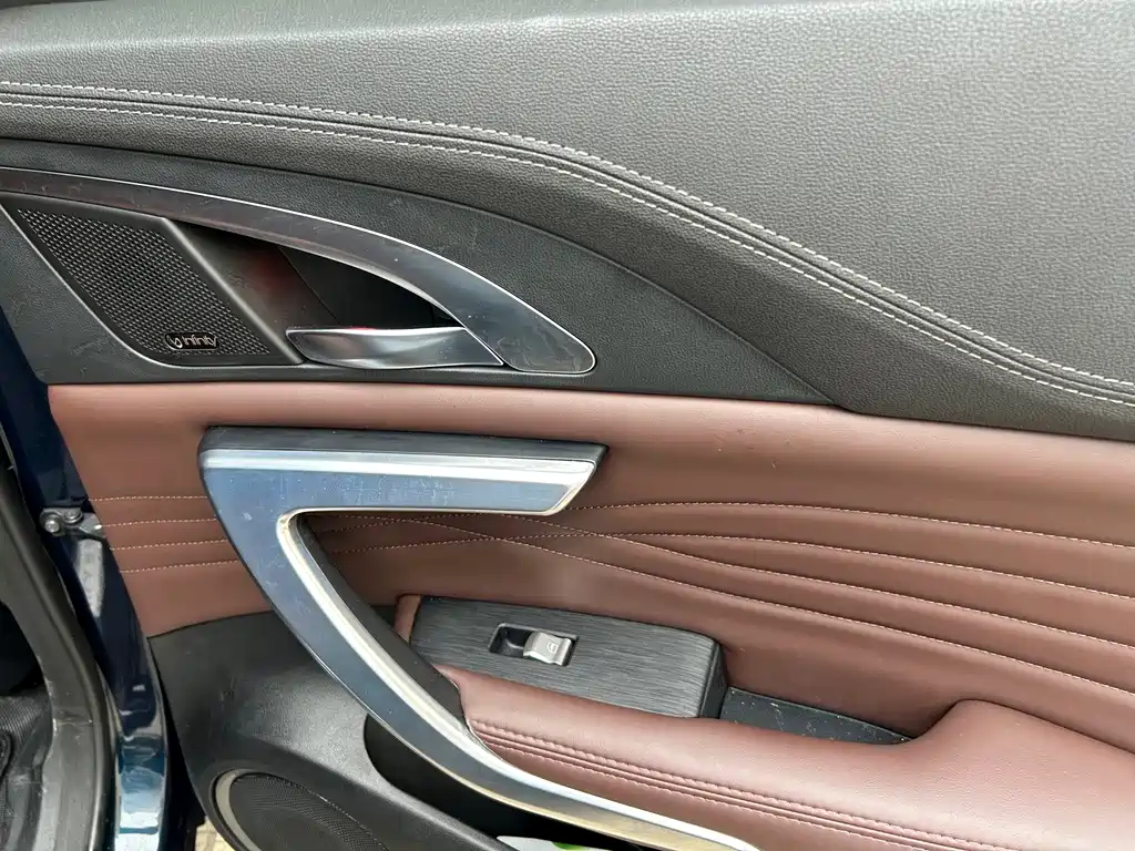 WEY VV7 2020 2.0T flagship model купить на сайте DeffCars