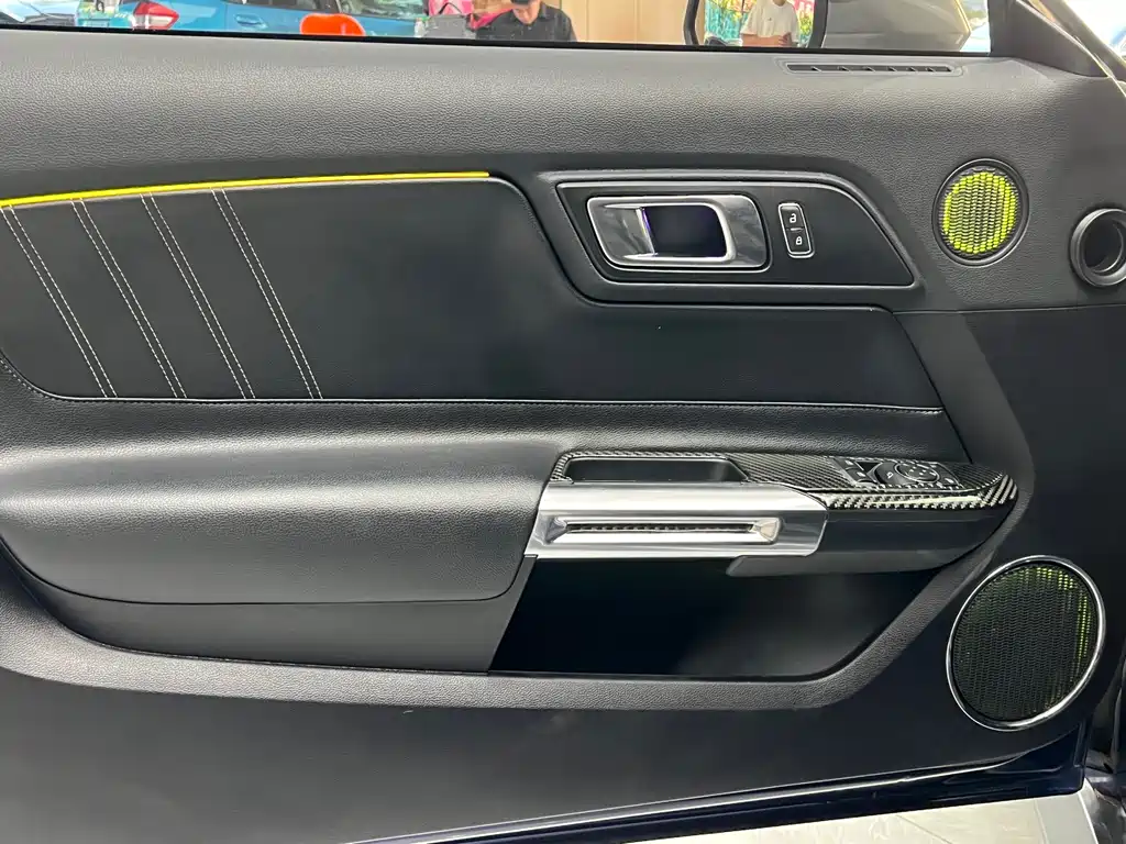 Mustang 2019 2.3L EcoBoost купить на сайте DeffCars