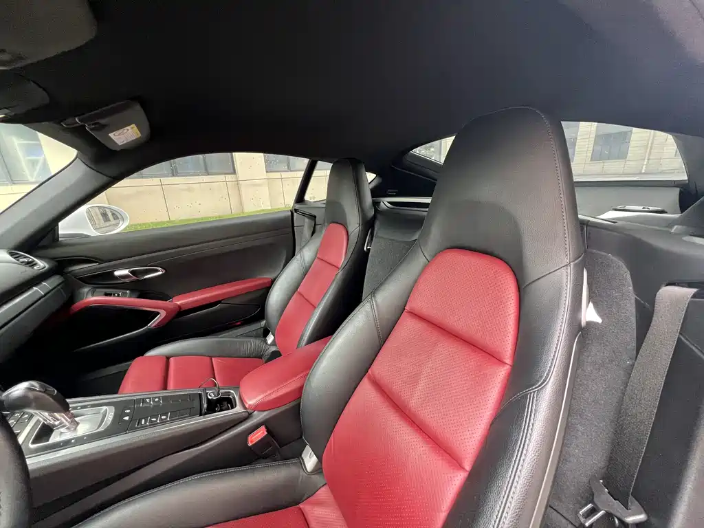 Porsche 718 2016 Cayman 2.0T купить на сайте DeffCars