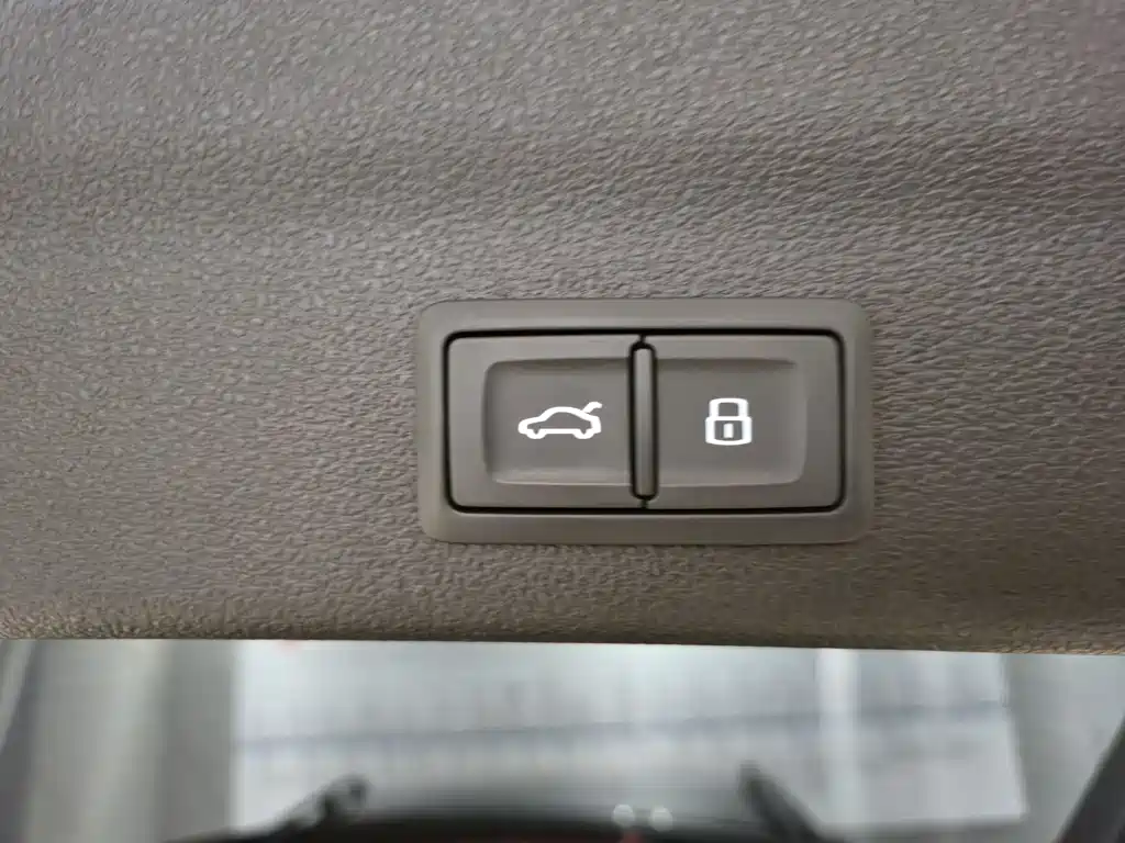 Audi A6 imported 2022 allroad quattro explorer 55 TFSI exclusive off-road model купить на сайте DeffCars