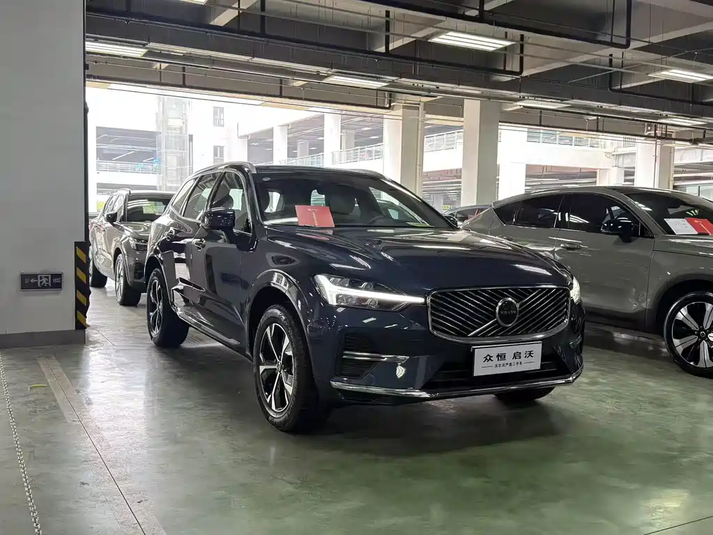 Volvo XC60 2026 B5 four-wheel drive Zhiyi Luxury Edition купить на сайте DeffCars
