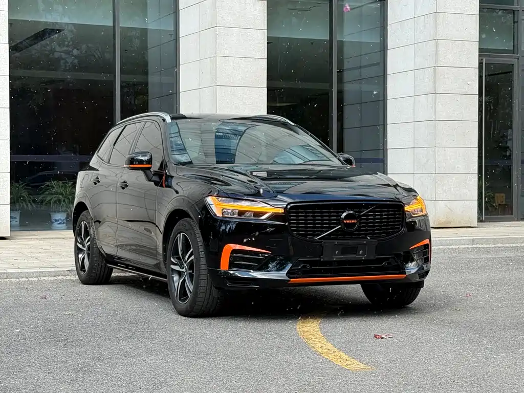 Volvo XC60 2019 T5 4WD Zhiyuan Sport Edition National VI купить на сайте DeffCars