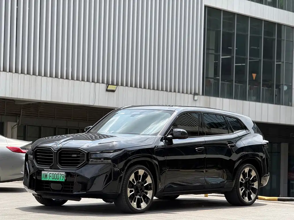 BMW XM 2023 50e купить на сайте DeffCars