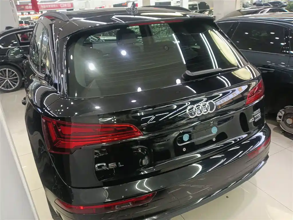 Audi Q5L 2024 40 TFSI luxury and dynamic model купить на сайте DeffCars