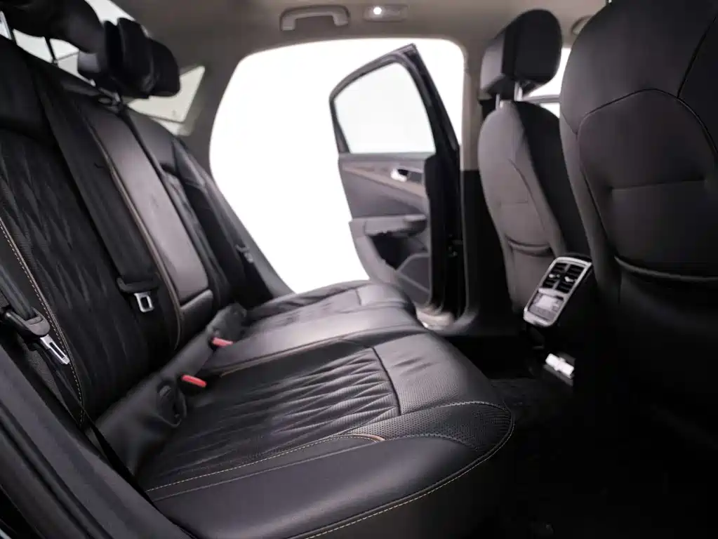 Passat 2019 330TSI Deluxe Edition National VI купить на сайте DeffCars
