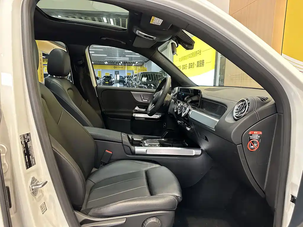 Mercedes-Benz GLB 2022 facelift GLB 200 fashion model купить на сайте DeffCars