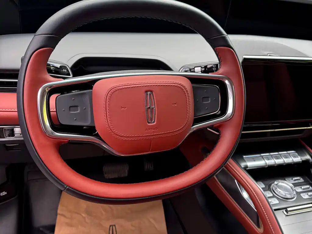 Voyager 2025 2.0T four-wheel drive Zunyi hybrid version купить на сайте DeffCars