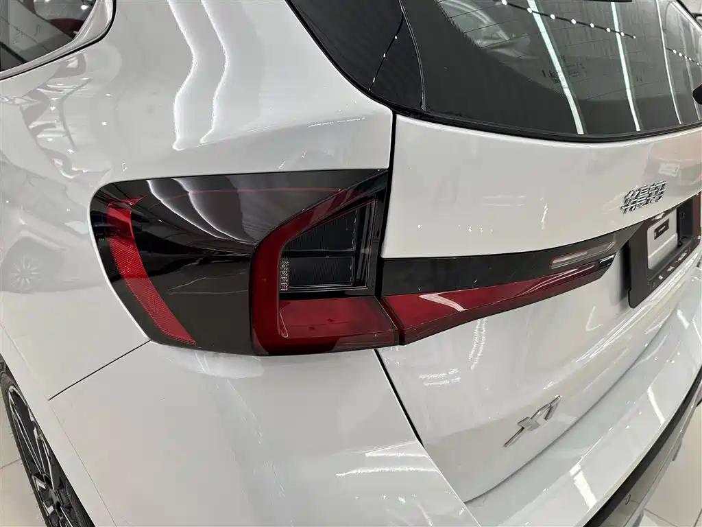 BMW X1 2023 sDrive25Li M Sports Package купить на сайте DeffCars